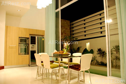 The Lantern Hotel 17